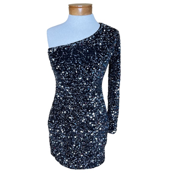 Stunner of Australia Women’s Velvet & Sequin 1 Shoulder Bodycon Mini Dre… - Picture 10 of 11